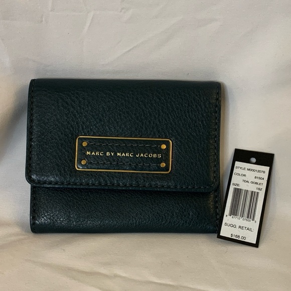 Marc by Marc Jacobs Teal Goblet Wallet - Picture 1 of 5